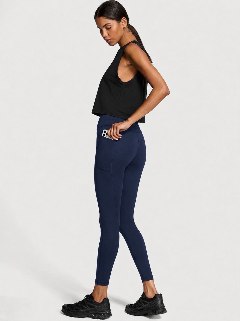 VS Essential High-Rise Perforated Leggings